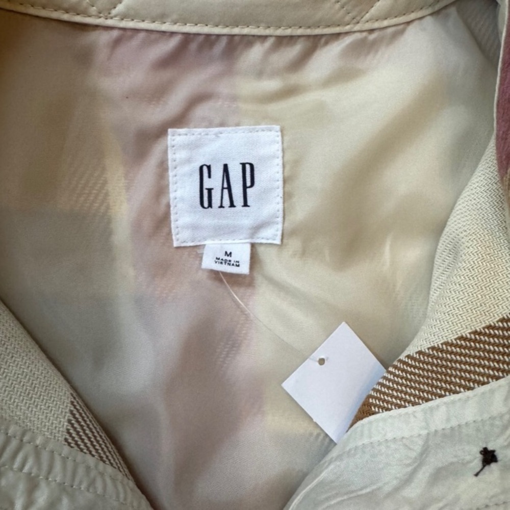 NWT GAP Plaid Shacket - Picture 6 of 7